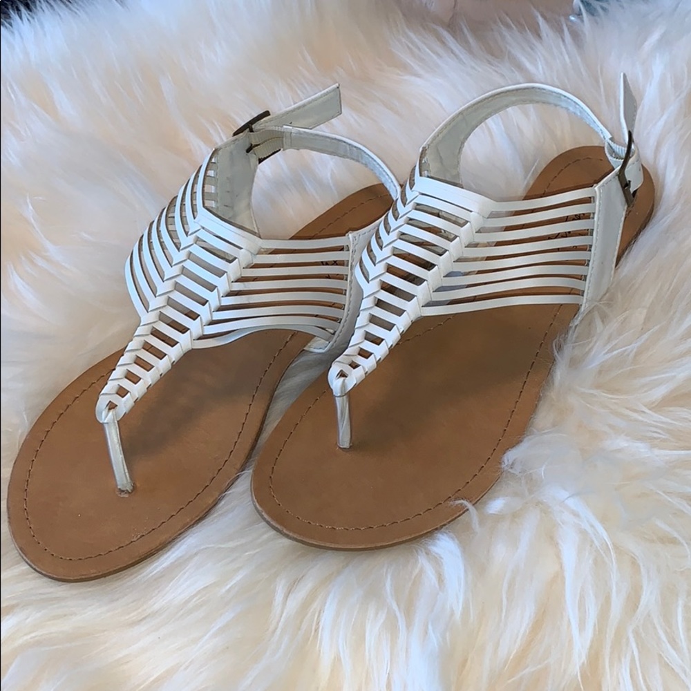Sandals size 9